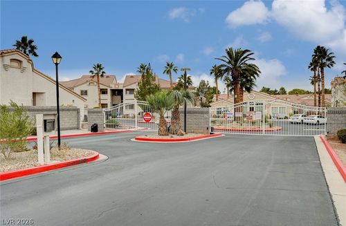 614-855 N Stephanie St, Henderson, NV, 89014-3080 | Card Image