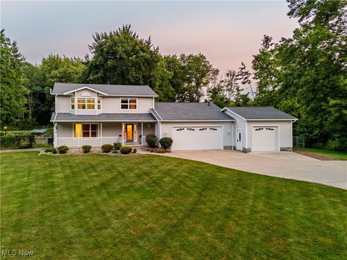 12147 Gladstone Rd Sw, North Jackson, OH, 44451 | Card Image