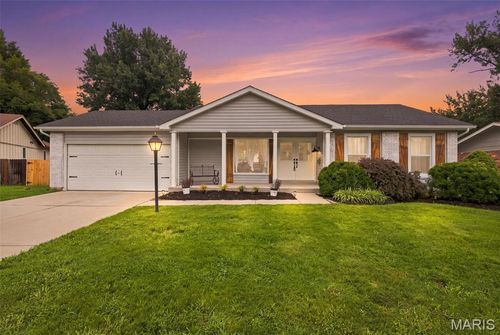 1514 Sycamore Glen Ct, Florissant, MO, 63031-1150 | Card Image