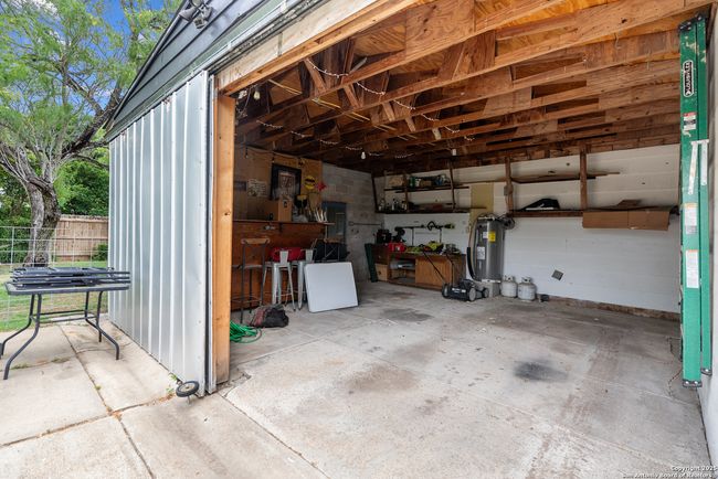 1204 Fannin St, House other with 2 bedrooms, 1 bathrooms and null parking in George West TX | Image 23