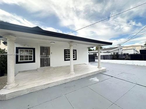 248 Sw 18th Ct, Miami, FL, 33135-1909 | Card Image