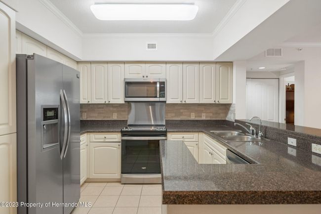 UNIT-614 - 4516 Seagull Dr, Condo with 2 bedrooms, 2 bathrooms and null parking in New Port Richey FL | Image 7