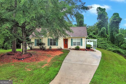 274 Griffith St, Winder, GA, 30680-2256 | Card Image