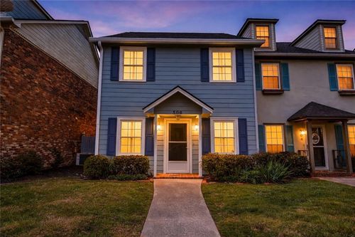 506 Forrest Ave, Gainesville, GA, 30501-3204 | Card Image
