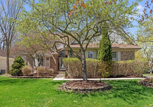 485 Cherry Grove Ln, Commerce Township, MI, 48390-3981 | Card Image