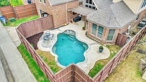 2015 Midhurst Dr, Allen, TX, 75013-4717 | Card Image