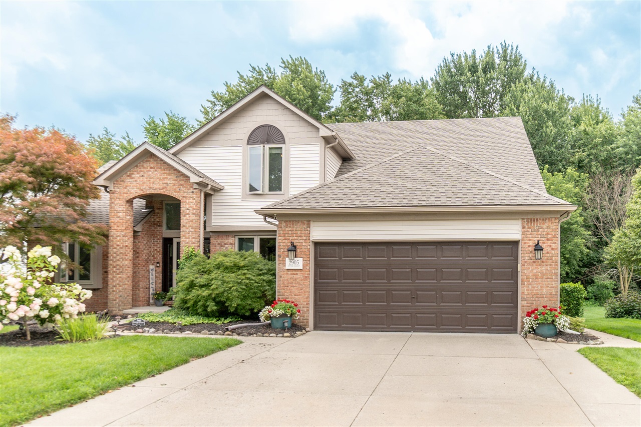 Otter Ct, Wixom, MI 48393