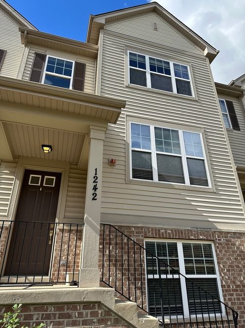 1242 Evergreen Ave, Des Plaines, IL, 60016-4321 | Card Image