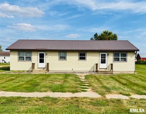 105 N Bennett St, Wheatland, IA, 52777-7708 | Card Image