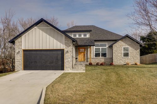 2060 Buckhorn Rd, Ozark, MO, 65721-8525 | Card Image