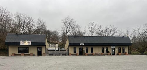 395 & 397 Sale Barn Road, Cassville, MO, 65625 | Card Image