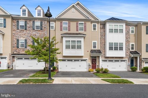 17 Skylar Cir, MEDIA, PA, 19063-3330 | Card Image