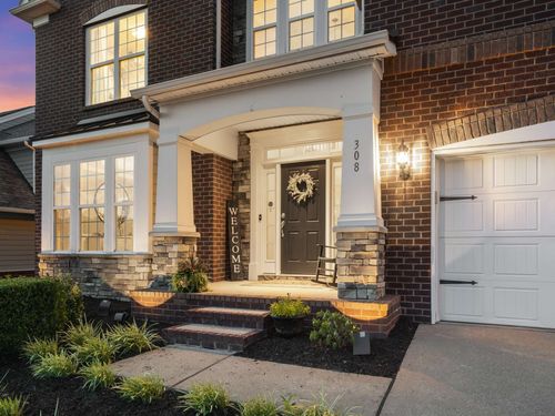 308 Valleyview Dr, Franklin, TN, 37064-5602 | Card Image