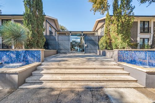apt-210-10207 Regal Oaks Dr, Dallas, TX, 75230-4946 | Card Image