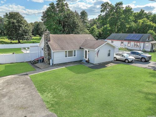 160 Sunnyside Rd, Queensbury, NY, 12804-7761 | Card Image