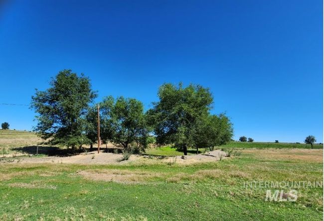 View of yard featuring a view of rural / pastoral area | Image 8
