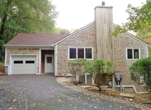 16-16 Cardinal Dr, Farmington, CT, 06032-3421 | Card Image