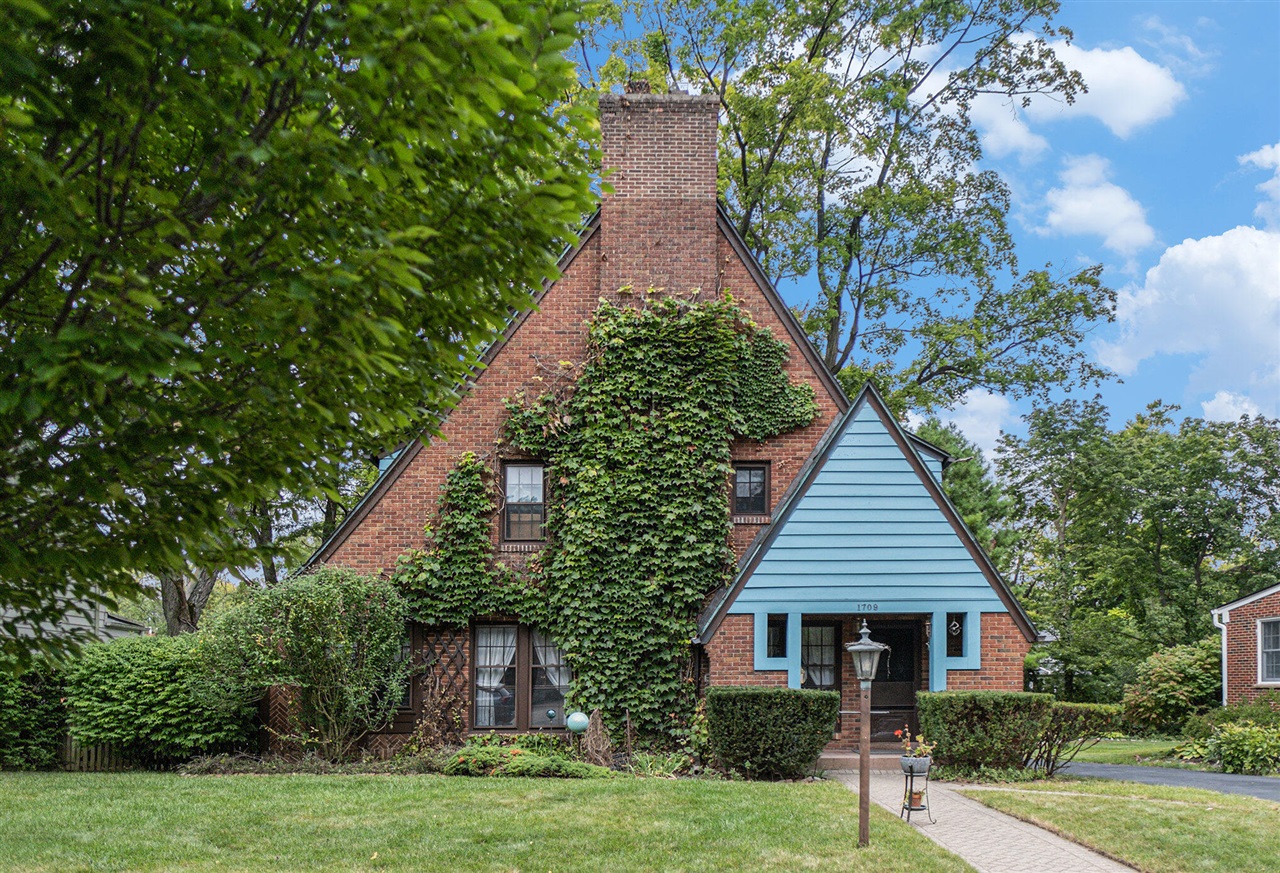 Hermitage Rd, Ann Arbor, MI 48104