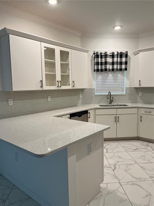 7781 Sw 86 Th Loop, House other with 2 bedrooms, 2 bathrooms and null parking in OCALA FL | Image 6
