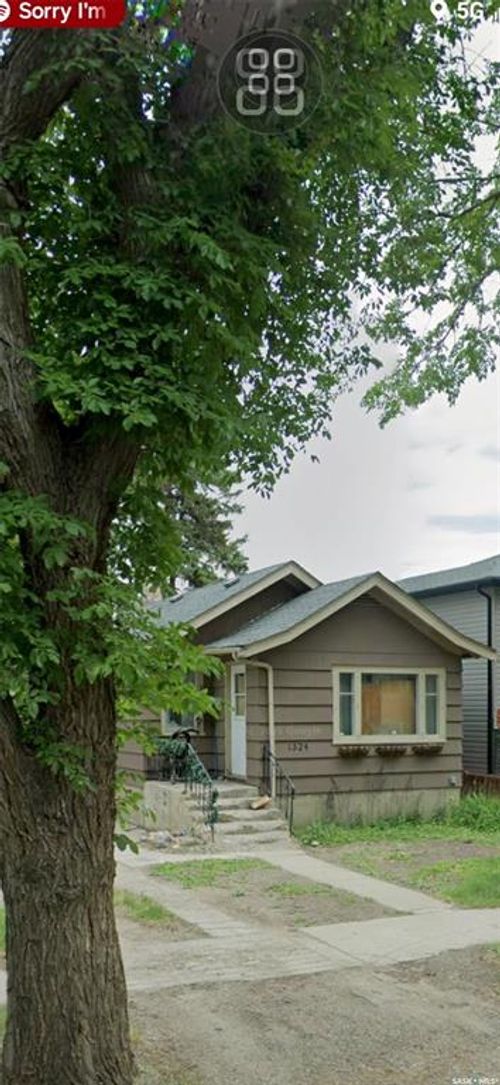 1324 B Avenue N, Saskatoon, SK, S7L1C9 | Card Image