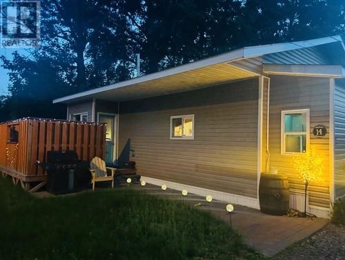 14 Eleventh Avenue, Grand Falls Windsor, NL, A2A1E5 | Card Image