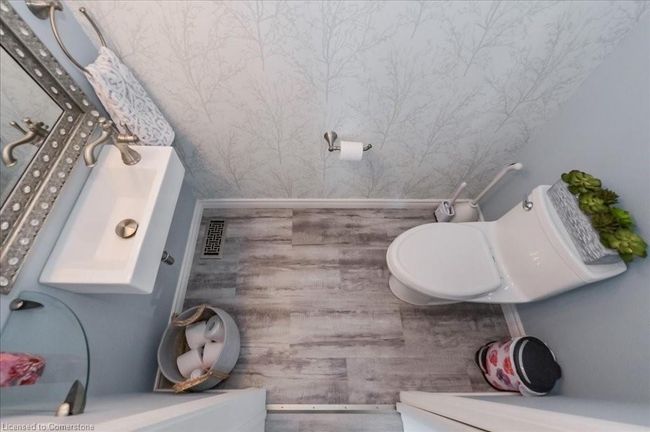 513 Five Road, House other with 2 bedrooms, 3 bathrooms and 7 parking in Mapleton ON | Image 15