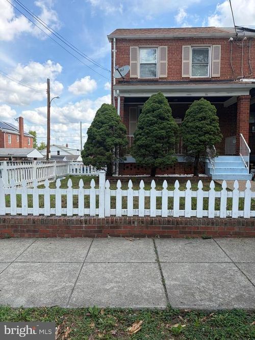 2210 S St Se, WASHINGTON, DC, 20020-4528 | Card Image