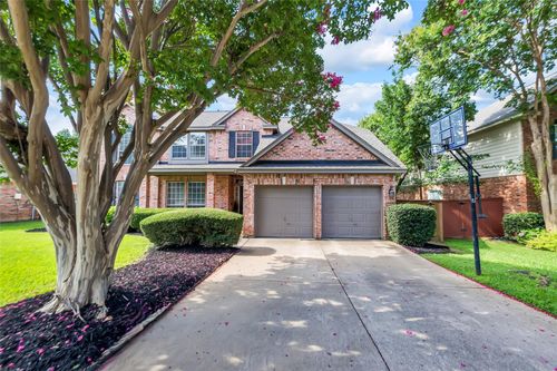 2807 Stonehurst Dr, Grapevine, TX, 76051-2681 | Card Image