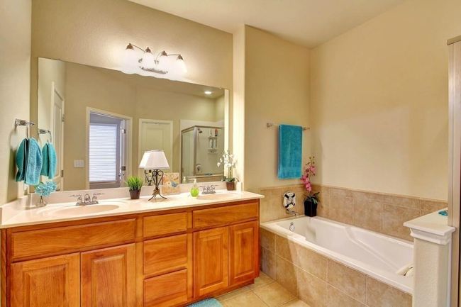 6701 Covered Bridge Dr, Condo with 3 bedrooms, 3 bathrooms and null parking in Austin TX | Image 12