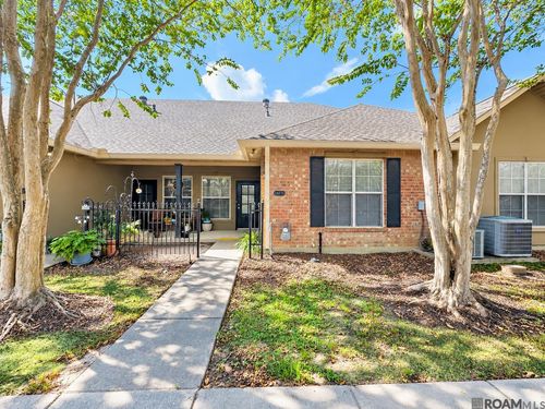 55-4848 Windsor Vlg Dr, Baton Rouge, LA, 70817-1377 | Card Image
