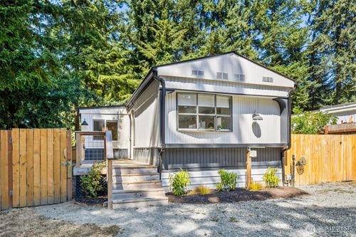 1527 Roy Rd, Freeland, WA, 98249-9558 | Card Image