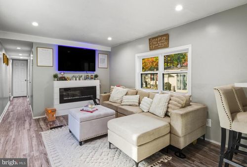 9 Cynthia Pl, PITTSGROVE, NJ, 08318-4434 | Card Image