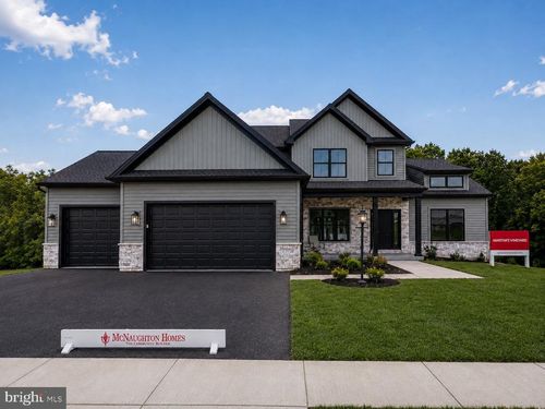 124 Jennifer Cir, HARRISBURG, PA, 17112-3404 | Card Image