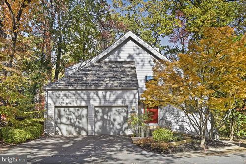 11504 Turnbridge Ln, RESTON, VA, 20194-1220 | Card Image