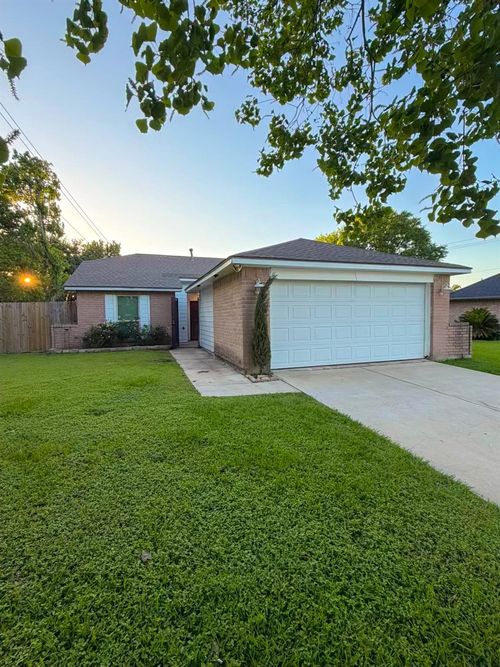 14244 Bay Gardens Dr, Sugar Land, TX, 77498-1730 | Card Image