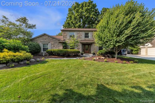 49276 Harvest Dr, Plymouth, MI, 48170-3201 | Card Image