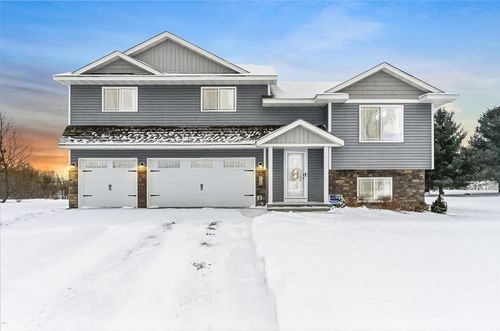 780 S Rush Creek Ln, Rush City, MN, 55069-7001 | Card Image