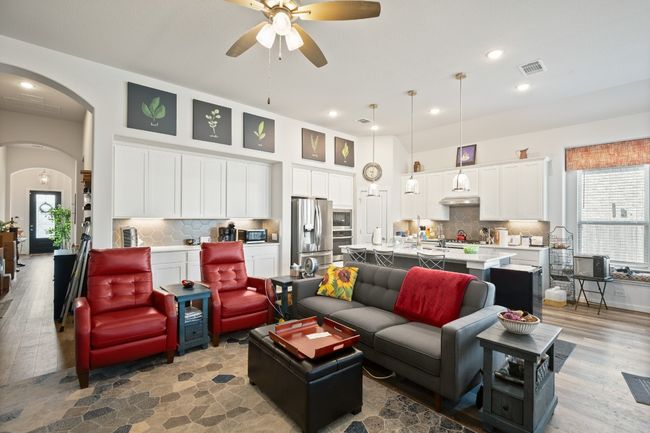 293 Nautical Loop, House other with 4 bedrooms, 3 bathrooms and null parking in Kyle TX | Image 12