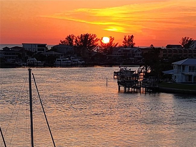 APT-505 - 9525 Blind Pass Rd, Condo with 2 bedrooms, 2 bathrooms and null parking in ST PETE BEACH FL | Image 32