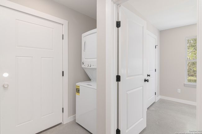 2 - 2004 Cedar Hill Dr, House other with 2 bedrooms, 1 bathrooms and null parking in Spring Branch TX | Image 11