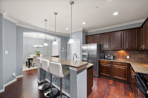 1200-950 Henderson St, Fort Worth, TX, 76102-3586 | Card Image