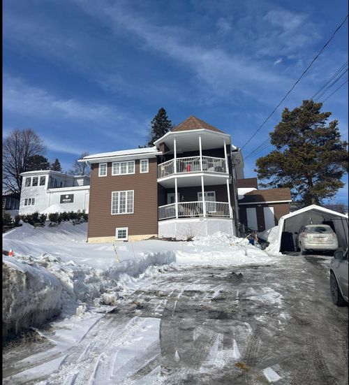 302 Av. Bégin, Lac Etchemin, QC, G0R1S0 | Card Image