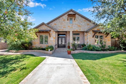 4117 Timberglen Cir, Midland, TX, 79707-1526 | Card Image