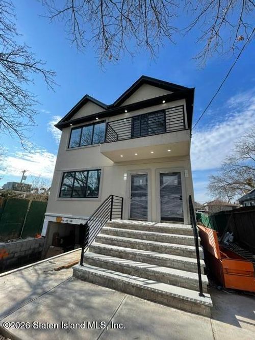 154 Armstrong Ave, Staten Island, NY, 10308-3103 | Card Image