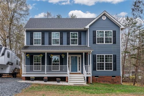 11 Haversack Rd, PALMYRA, VA, 22963-2917 | Card Image