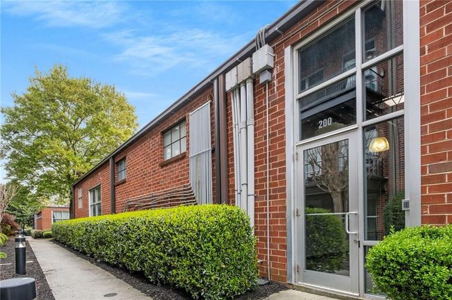 APT-2116 - 5200 Peachtree Rd, Condo with 1 bedrooms, 1 bathrooms and 2 parking in Chamblee GA | Image 20