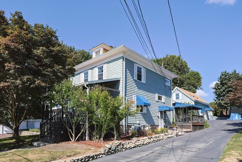 64 Smith St, North Attleboro, MA, 02760-1815 | Card Image