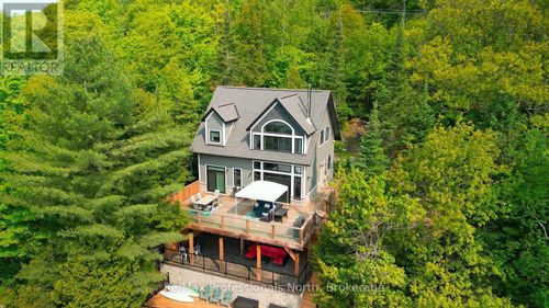 1024 Albert Lane E, Algonquin Highlands (Sherborne), ON, P0E1E0 | Card Image