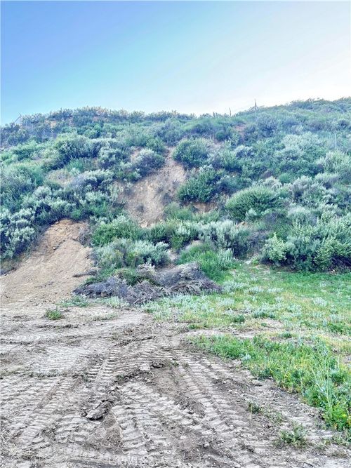 0 Verdale Ave, Castaic, CA, 91384-2451 | Card Image