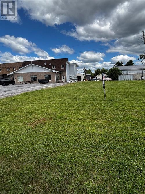 5 Notre Dame St W, Noelville, ON, P0M2N0 | Card Image